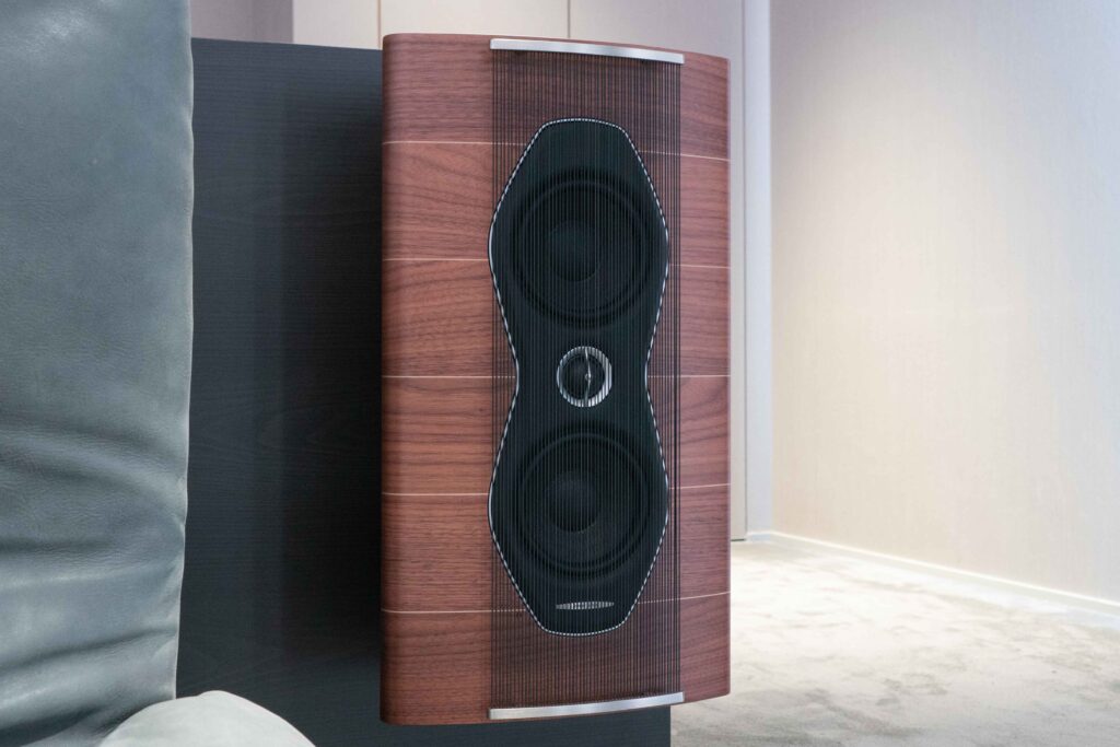 Sonus faber Arenaシリーズを導入したラグジュアリーシアタールーム